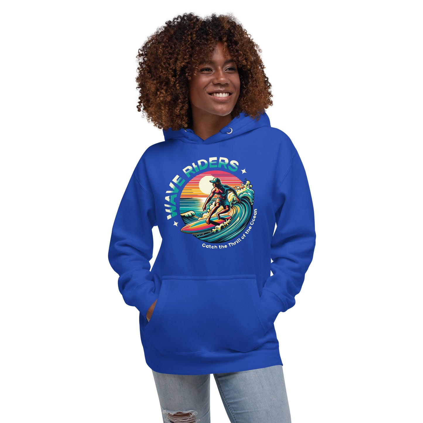 Sudadera con capucha unisex Wave Riders. Quién te iba a decir que una sudadera con un diseño tan increíble pudiera ser tan suave. No te arrepentirás de comprar esta pieza de streetwear única con un conveniente bolsillo frontal y una capucha calentita para