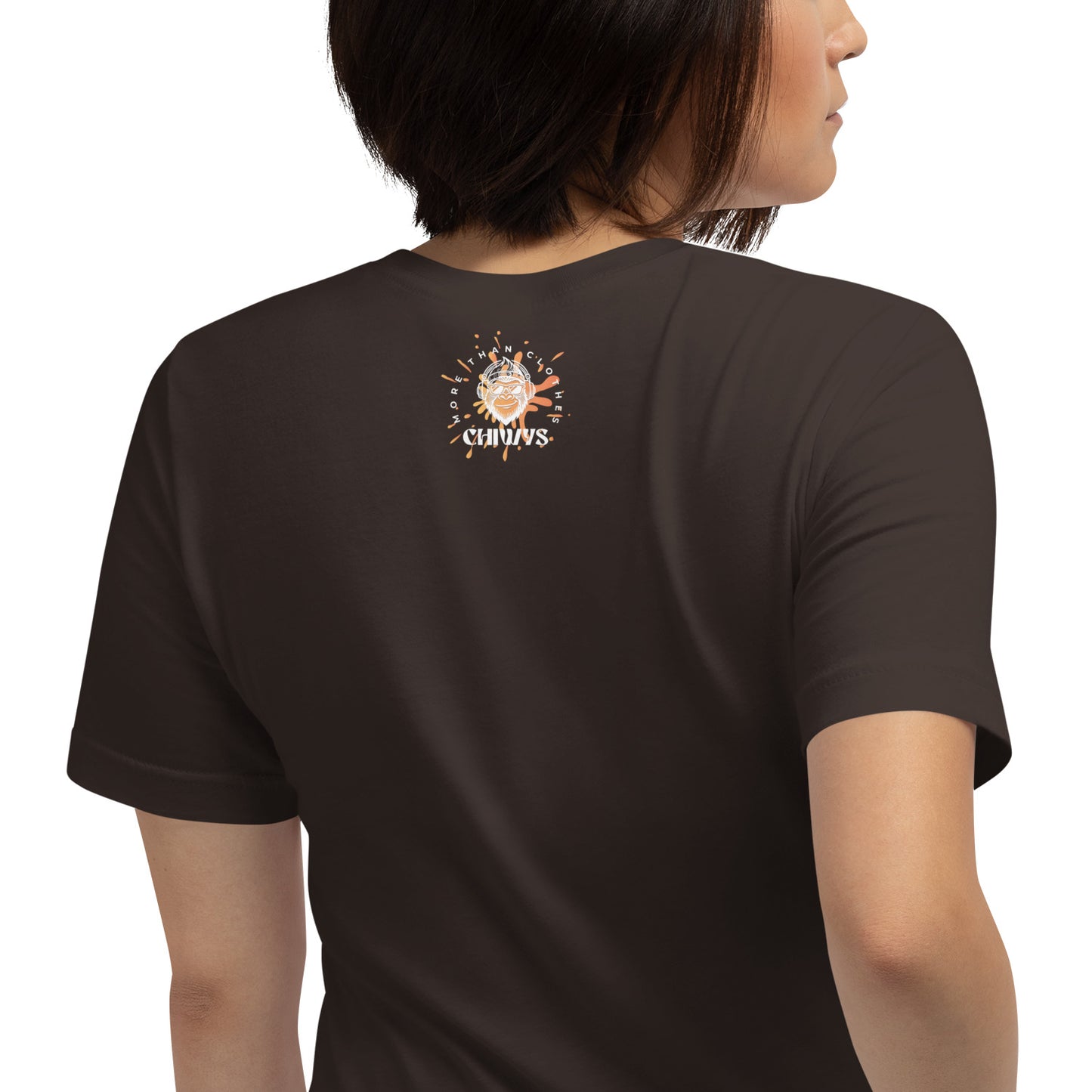 Camiseta Snakes Way Anime. Con un diseño moderno, Tacto suave y ligero, con la cantidad justa de elasticidad. Además, es cómoda y realza la figura de todo el que la lleva puesta. • 100% algodón peinado e hilado en anillo (los tonos Heather contienen polié