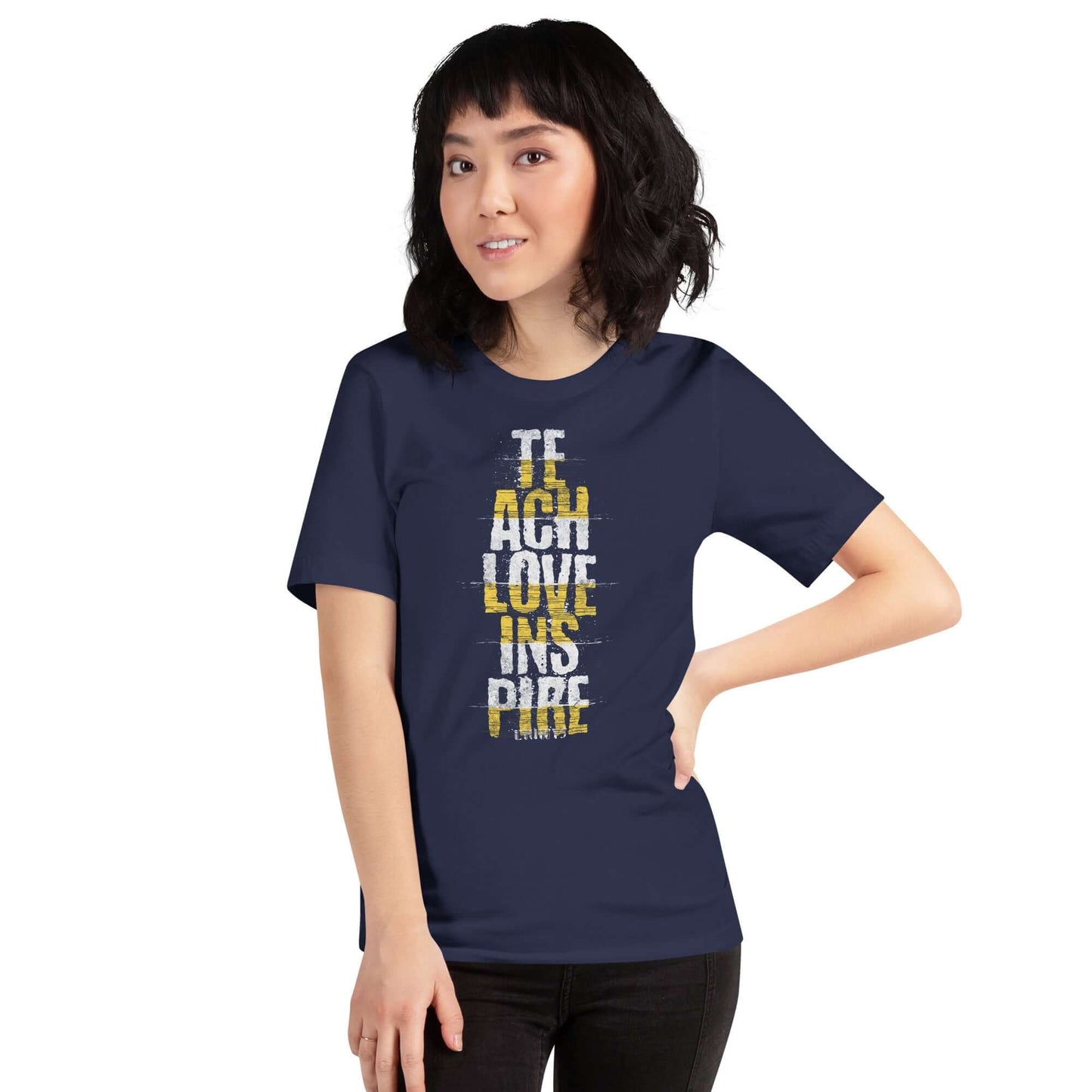Camiseta Teach Love Inspire Anime. Esta camiseta es todo lo que has soñado y más. Es suave y ligero, con la cantidad justa de elasticidad. Además, es cómoda y realza la figura de todo el que la lleva puesta. • 100% algodón peinado e hilado en anillo (los