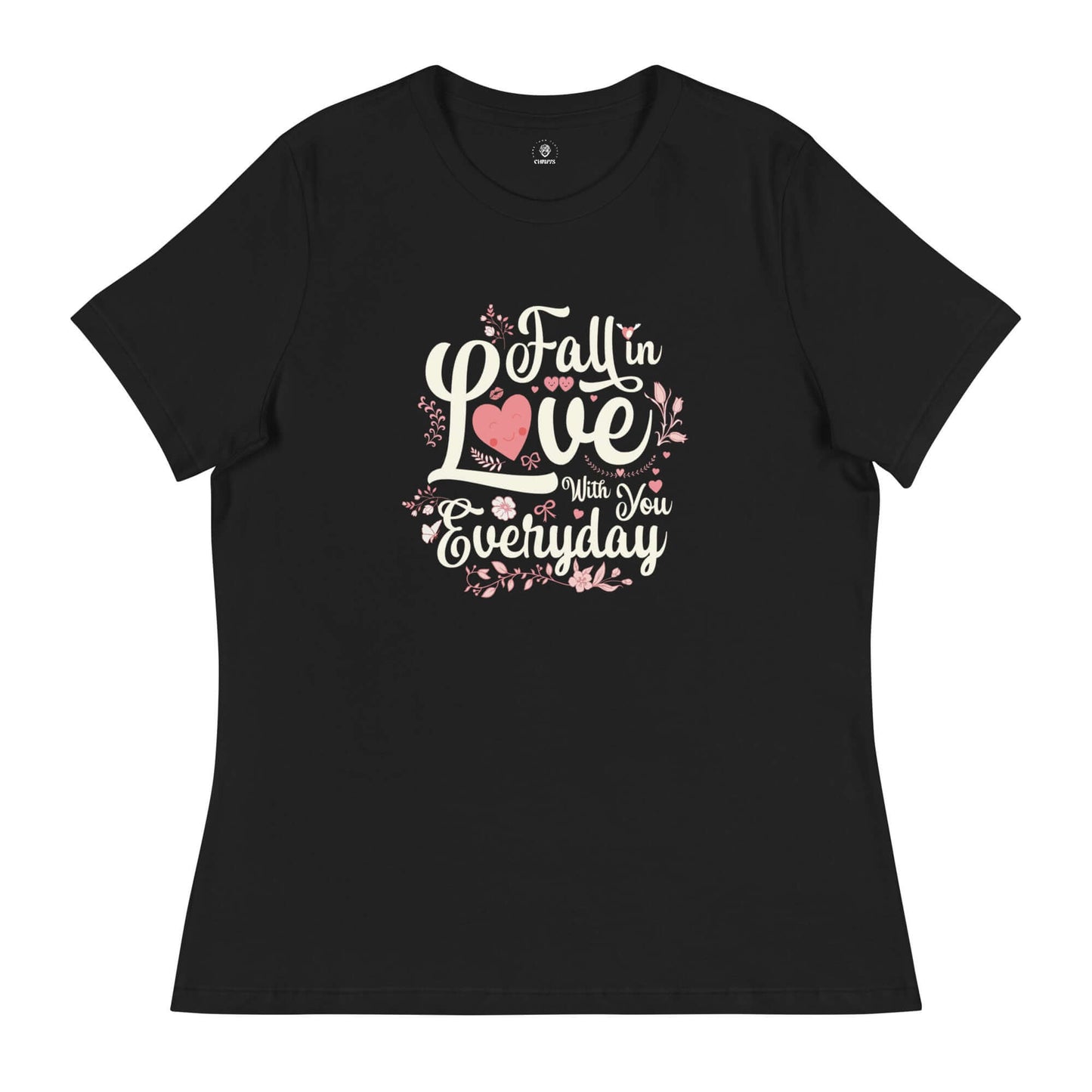 Camiseta Fall in Love Fall In Love. Esta podría ser la camiseta más suave y cómoda que puedas encontrar. Combina su ajuste relajado y su tacto sedoso con unos vaqueros para crear el look casual perfecto, o póntela con una chaqueta blazer y pantalones de v