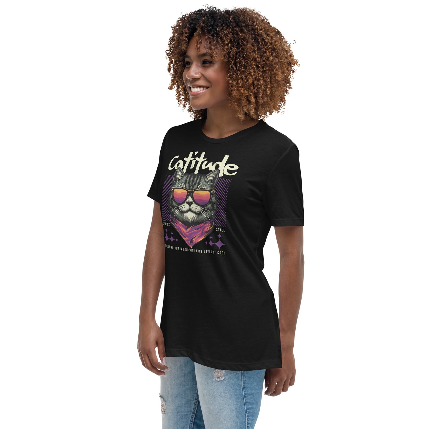 Camiseta Catitude Captitude Esta podría ser la camiseta más suave y cómoda que puedas encontrar. Combina su ajuste relajado y su tacto sedoso con unos vaqueros para crear el look casual perfecto, o póntela con una chaqueta blazer y pantalones de vestir pa