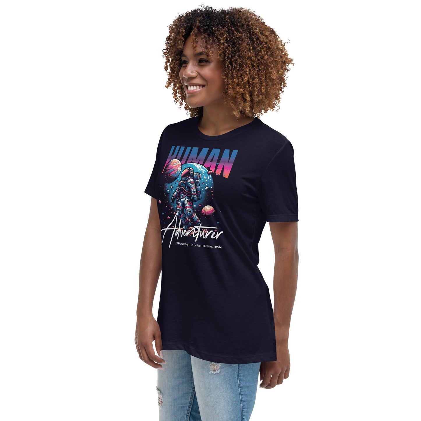 Camiseta suelta mujer Anime. Esta podría ser la camiseta más suave y cómoda que puedas encontrar. Combina su ajuste relajado y su tacto sedoso con unos vaqueros para crear el look casual perfecto, o póntela con una chaqueta blazer y pantalones de vestir p